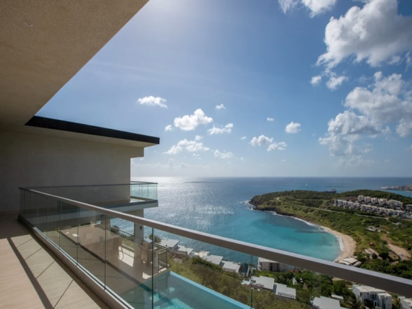 Luxury Oceanfront Villa in Indigo Bay, St. Maarten - Your Dream Getaway